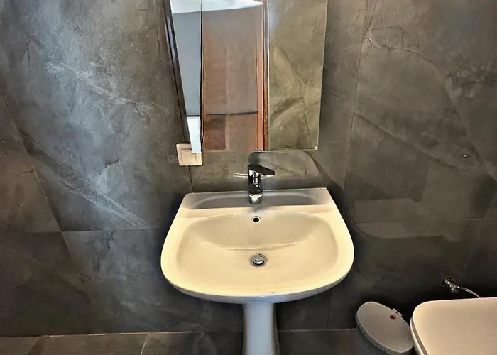 Ninamare * Nea Kallikrateia